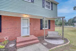 103 S Fairfield Dr, Dover, DE 19901 - Photo 5