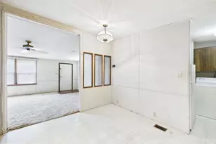 136 Gordon Pl, Dover, DE 19901 - Photo 5
