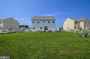 211 Gardenbrook Dr, Smyrna, DE 19977 - Photo 3