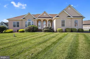 85 Redcrest Ct, Dover, DE 19904 - Photo 1