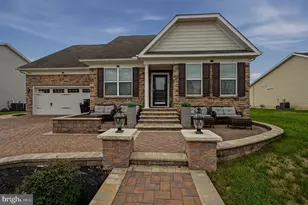 54 Wellington Ave, Dover, DE 19904 - Photo 1