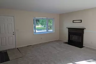 830 Woodcrest Dr, Dover, DE 19901 - Photo 5