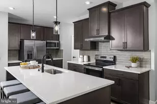 611 Phalen Ct, Wilmington, DE 19808 - Photo 3