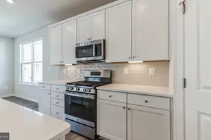 17 Golden Raintree Ct, Middletown, DE 19709 - Photo 5