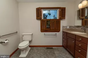 230 Aronimink Dr, Newark, DE 19711 - Photo 35