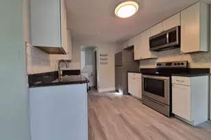 306 Elwood, New Castle, DE 19720 - Photo 11