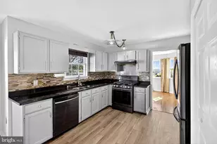 221 Romeo Dr, New Castle, DE 19720 - Photo 17