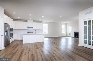 679 Mayfield Fls Dr, Newark, DE 19702 - Photo 5