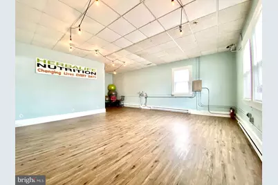 8 Commonwealth Avenue, Claymont, DE 19703 - Photo 11