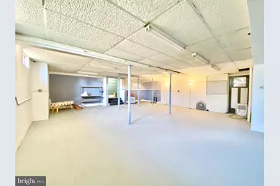 8 Commonwealth Avenue, Claymont, DE 19703 - Photo 21