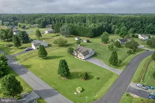 223 Tina Marie Ln, Smyrna, DE 19977 - Photo 5