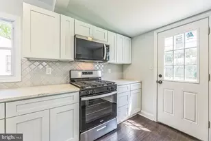 707 Moores Ln, New Castle, DE 19720 - Photo 11