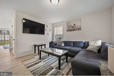 25 Mifflin Avenue, New Castle, DE 19720 - Photo 1