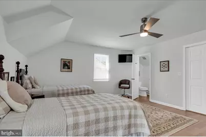 258 E 2nd Street, New Castle, DE 19720 - Photo 29