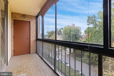 1403 Shallcross Avenue #303, Wilmington, DE 19806 - Photo 3