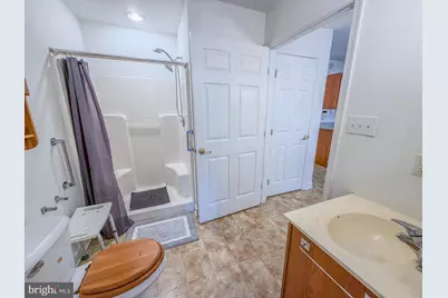 23 E Village Road, Newark, DE 19713 - Photo 9