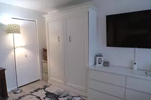 610 W 11th St, New Castle, DE 19720 - Photo 17