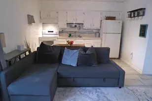 610 W 11th St, New Castle, DE 19720 - Photo 3