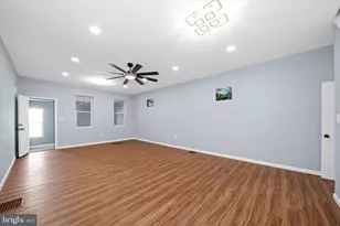 310 W 31st St, Wilmington, DE 19802 - Photo 9