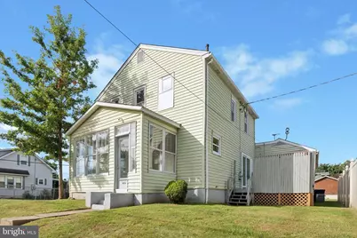 211 S Dupont Road, Newport, DE 19804 - Photo 1