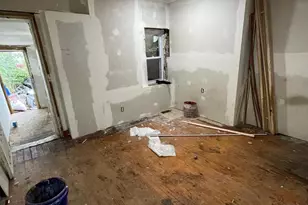 321 E 9th St, Wilmington, DE 19801 - Photo 7