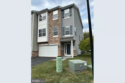 526 S Twin Lakes Boulevard, Newark, DE 19711 - Photo 1