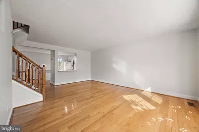 104 W Shetland Court, Newark, DE 19711 - Photo 3