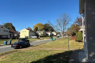 8 N Avon Dr, Claymont, DE 19703 - Photo 3