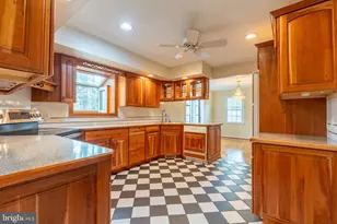 21 Winterbury Cir, Wilmington, DE 19808 - Photo 7