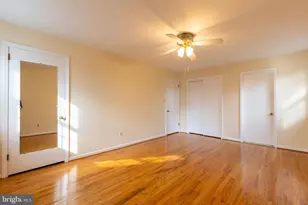 21 Winterbury Cir, Wilmington, DE 19808 - Photo 11