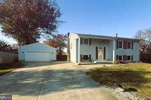 886 Broadfield Dr, Newark, DE 19713 - Photo 1