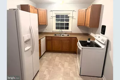 886 Broadfield Drive, Newark, DE 19713 - Photo 5