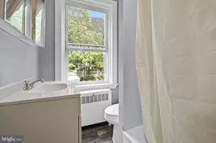 2211 N Locust St, Wilmington, DE 19802 - Photo 7