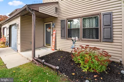 28 Lanford, New Castle, DE 19720 - Photo 1