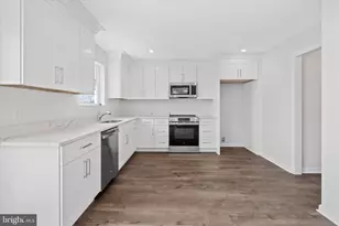 31 Memorial Dr, New Castle, DE 19720 - Photo 3