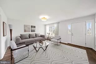 31 Memorial Dr, New Castle, DE 19720 - Photo 7