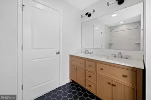 31 Memorial Dr, New Castle, DE 19720 - Photo 21