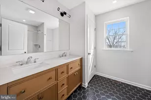 31 Memorial Dr, New Castle, DE 19720 - Photo 19