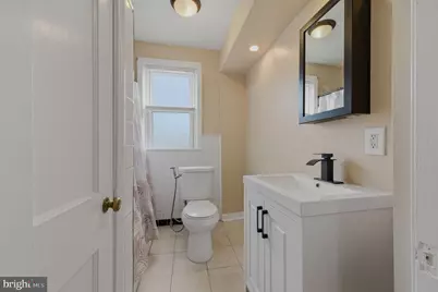 2111 N Locust Street, Wilmington, DE 19802 - Photo 13