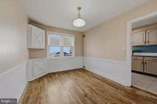 2111 N Locust St, Wilmington, DE 19802 - Photo 5