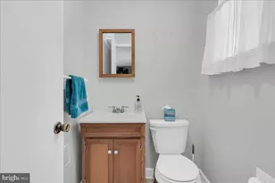 2303 Magnolia Dr, Wilmington, DE 19810 - Photo 13