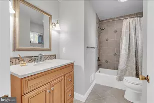 2303 Magnolia Dr, Wilmington, DE 19810 - Photo 27