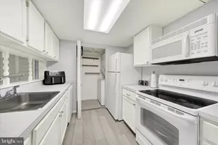 4908 W Brigantine Ct, Wilmington, DE 19808 - Photo 7