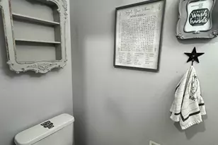 8 Honeysuckle Dr, Newark, DE 19702 - Photo 11