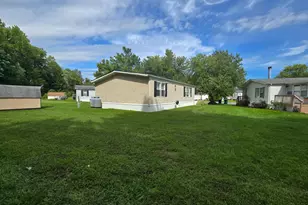 731 N Huckleberry Ave, Bear, DE 19701 - Photo 35