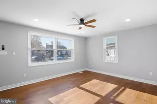 114 Vilone Rd, Wilmington, DE 19805 - Photo 9