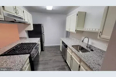 1402 Waters Edge Drive #170, Newark, DE 19702 - Photo 5