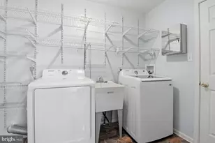 21 E Moyer Dr, Bear, DE 19701 - Photo 25