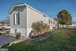 113 Herbert Ct, Bear, DE 19701 - Photo 3