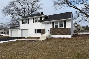 13 Center Cir, Wilmington, DE 19808 - Photo 1